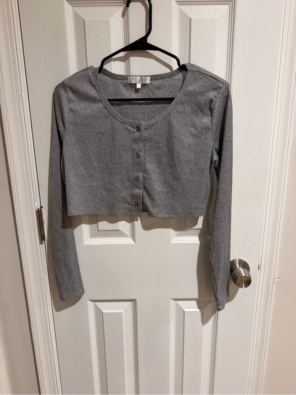 Gray Cropped Button-Front Women's Top